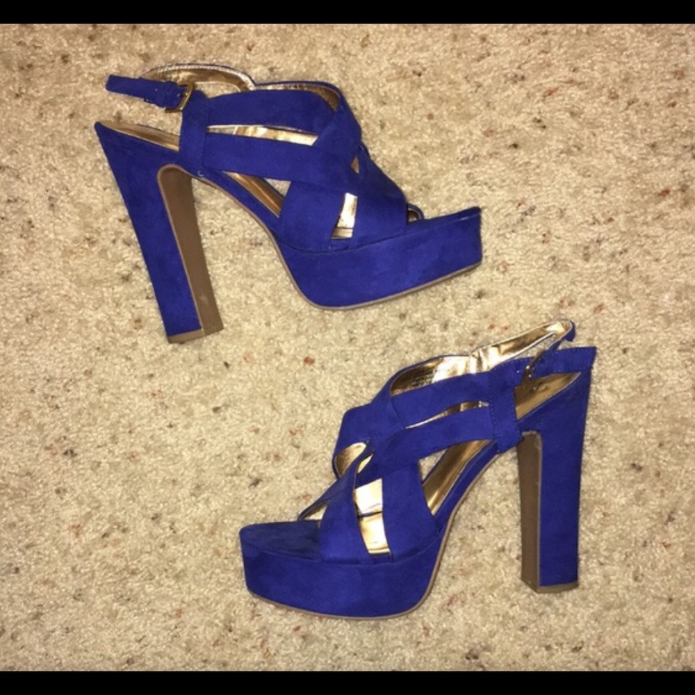 MOSSIMO heels. Size 8.5